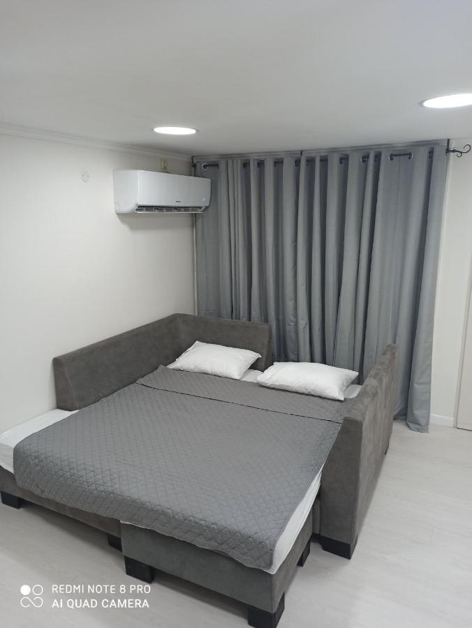 Perfect Southern Getaway With Balcony 엘라트 외부 사진